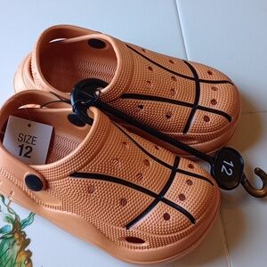 Boys Basketball 🏀 Clog Sandals